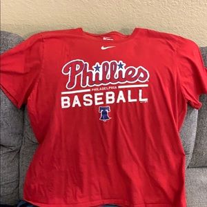 Philadelphia Phillies Nike Tee. XXL.